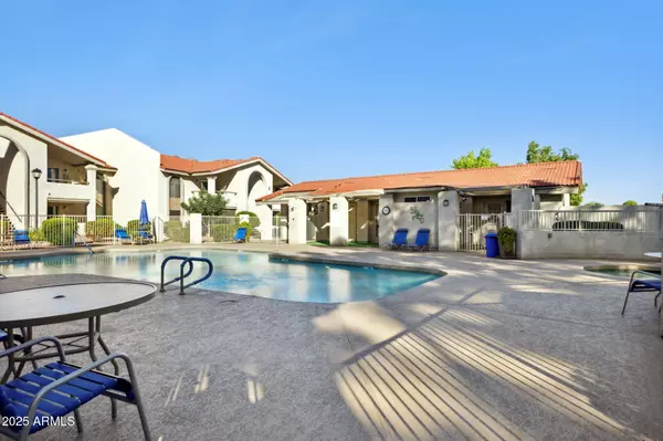 10610 S 48TH Street #2016, Phoenix, AZ 85044