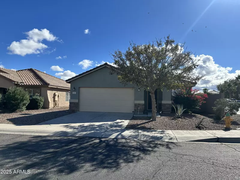 669 W SILVER REEF Court, Casa Grande, AZ 85122