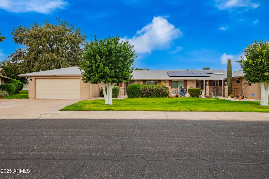 10764 W CINNEBAR Avenue, Sun City, AZ 85351