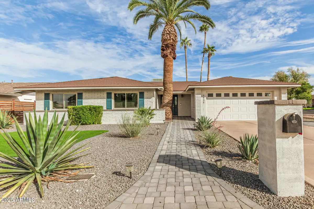 Tempe, AZ 85283,5935 S LAKESHORE Drive