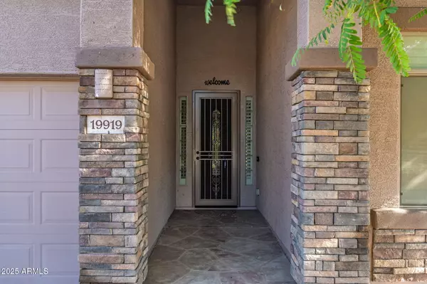 Maricopa, AZ 85138,19919 N SANTA CRUZ Drive