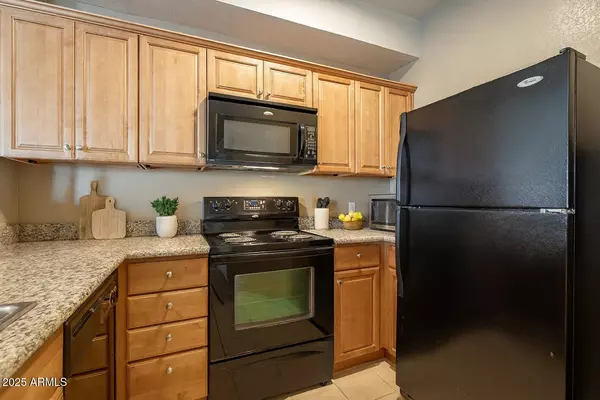 Chandler, AZ 85224,855 N DOBSON Road #2090