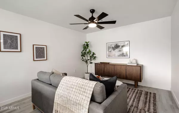 Scottsdale, AZ 85251,3114 N 68TH Street #4