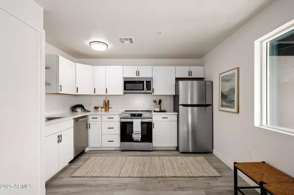 Scottsdale, AZ 85251,3114 N 68TH Street #4