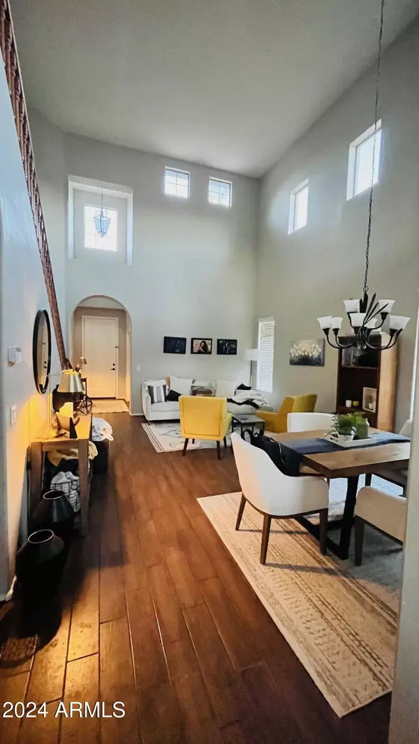 Phoenix, AZ 85045,3005 W REDWOOD Lane