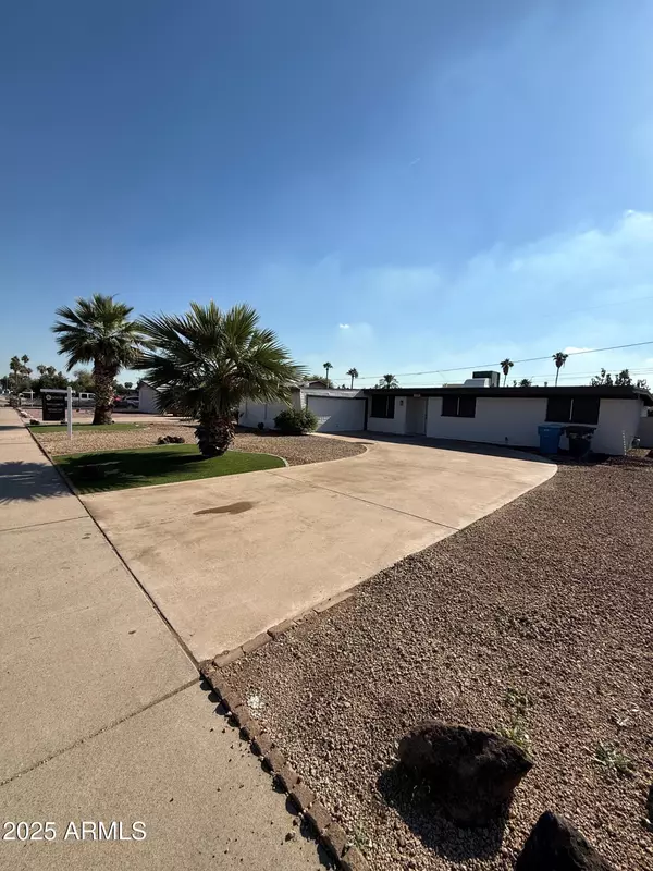 Phoenix, AZ 85051,3619 W GRISWOLD Road