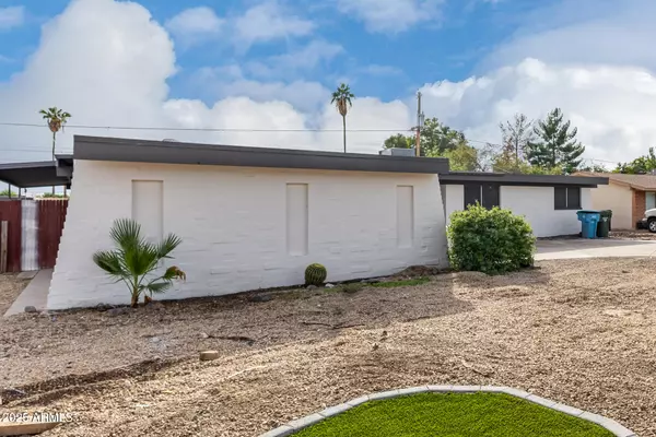 Phoenix, AZ 85051,3619 W GRISWOLD Road