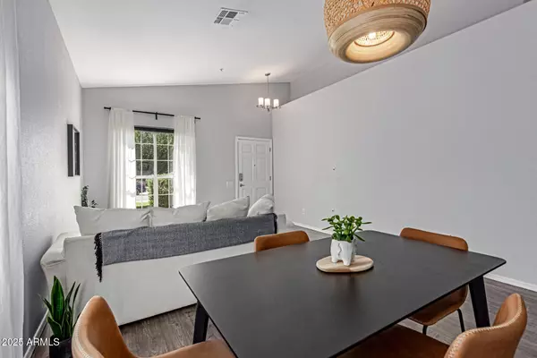 Scottsdale, AZ 85260,8690 E MESCAL Street