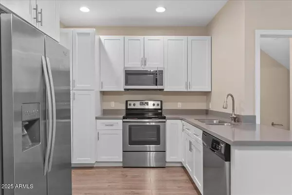 Mesa, AZ 85201,1406 W MAIN Street #117