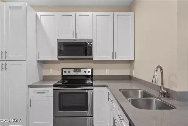 Mesa, AZ 85201,1406 W MAIN Street #117