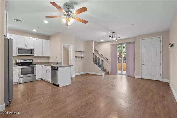 Mesa, AZ 85201,1406 W MAIN Street #117