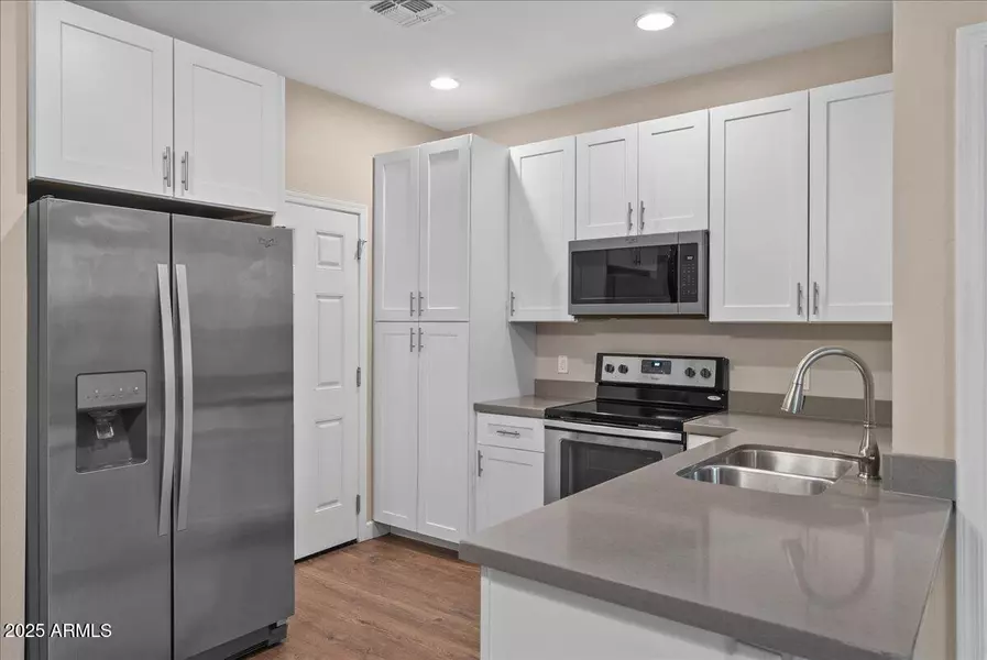 1406 W MAIN Street #117, Mesa, AZ 85201