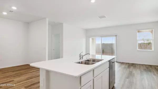 Wittmann, AZ 85361,18477 W HACKAMORE Drive