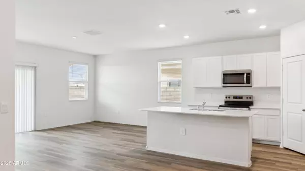 Wittmann, AZ 85361,18477 W HACKAMORE Drive