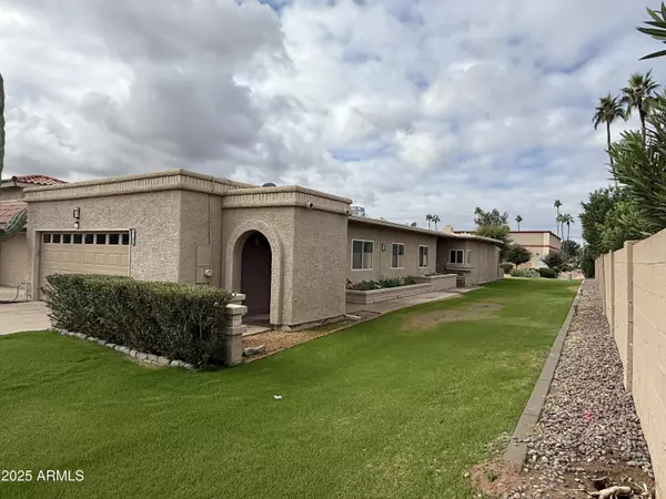 Sun Lakes, AZ 85248,25208 S ANGORA Court