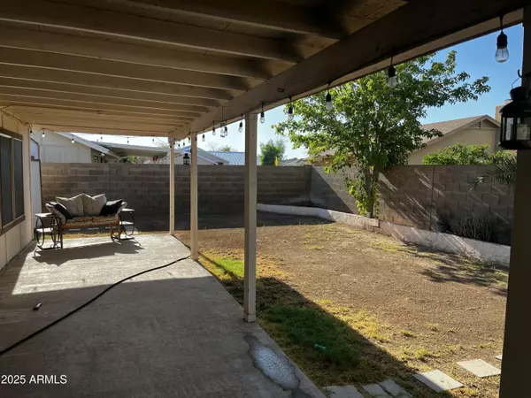 Glendale, AZ 85305,8509 W COLTER Street