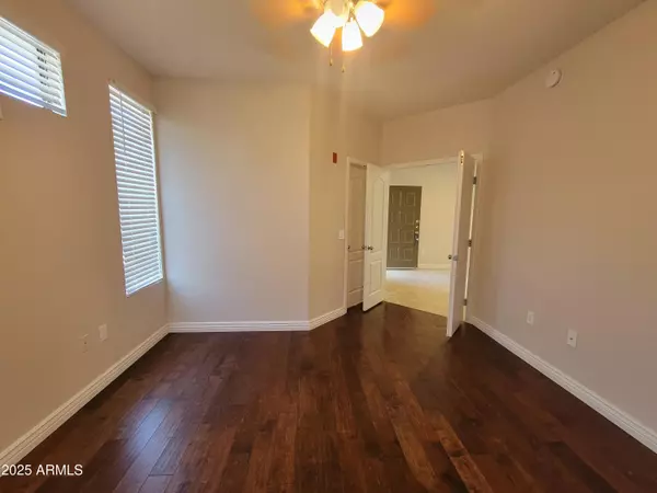 Phoenix, AZ 85054,6900 E PRINCESS Drive #2174