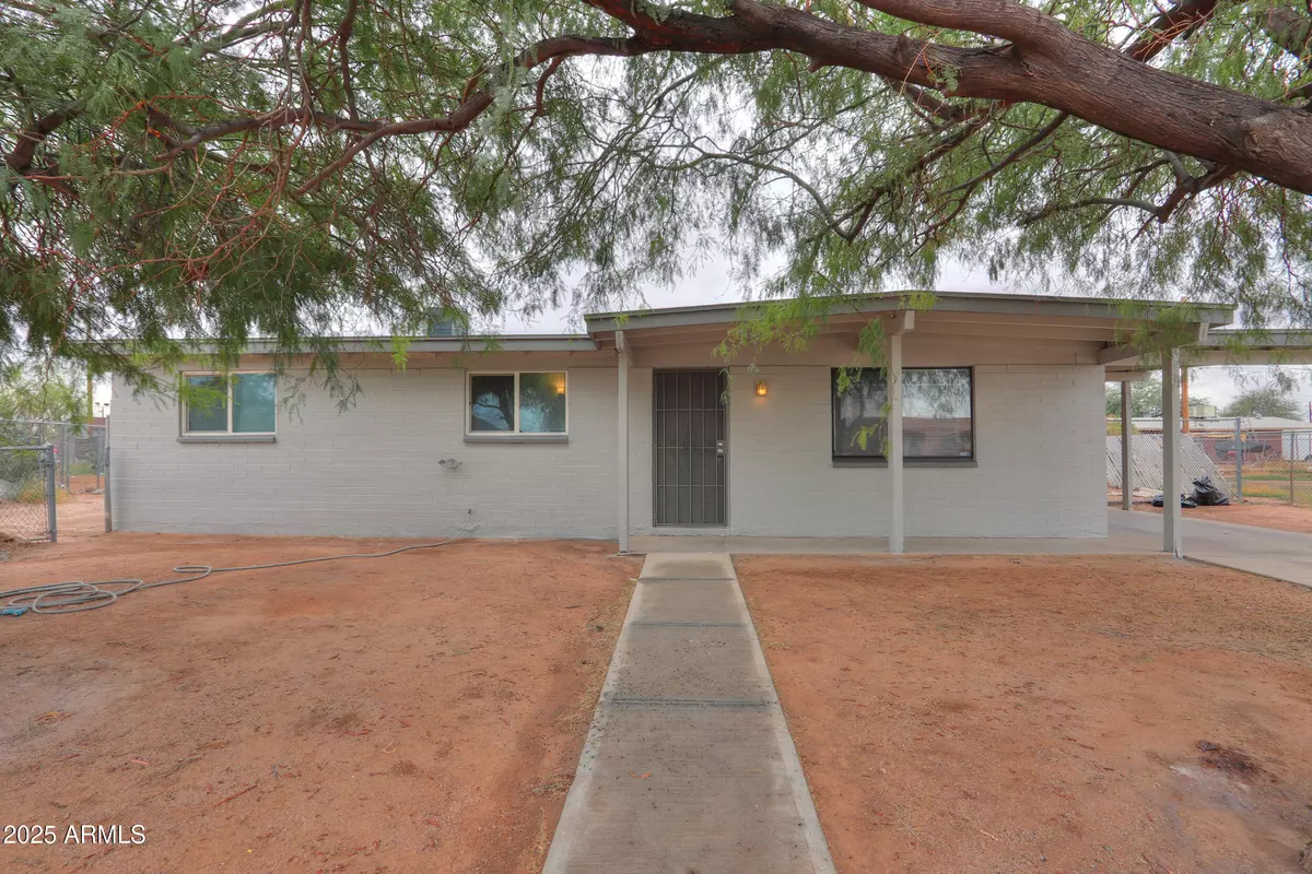 Casa Grande, AZ 85122,1307 W LILY Place