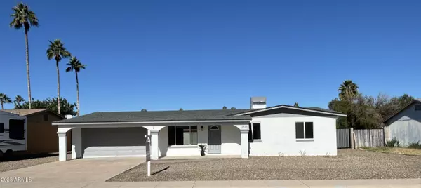 Phoenix, AZ 85028,3430 E POINSETTIA Drive