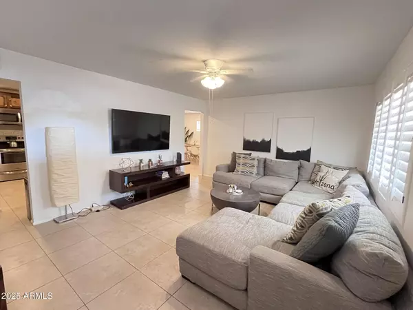 Scottsdale, AZ 85257,1337 N 71ST Street