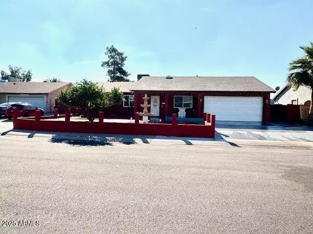 8623 W INDIANOLA Avenue, Phoenix, AZ 85037