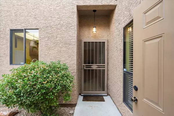 Carefree, AZ 85377,7432 Carefree Drive #12