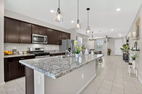 Maricopa, AZ 85138,19090 N SILVER DOG Way