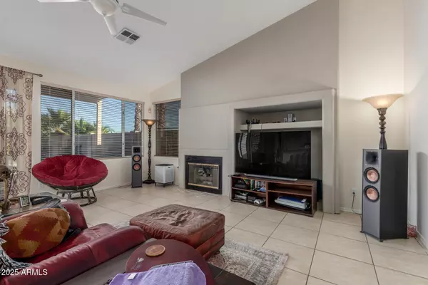 Phoenix, AZ 85045,15427 S 6TH Drive