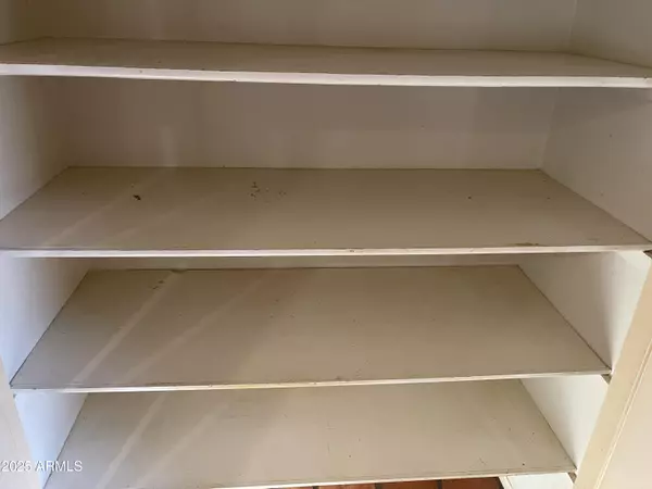 Phoenix, AZ 85020,1927 E LINGER Lane