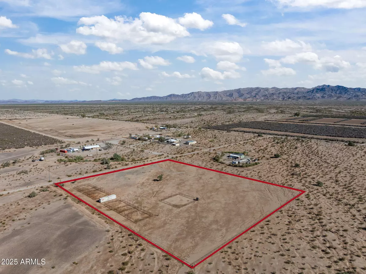 Vicksburg, AZ 85348,53790 CHAMP Lane #-