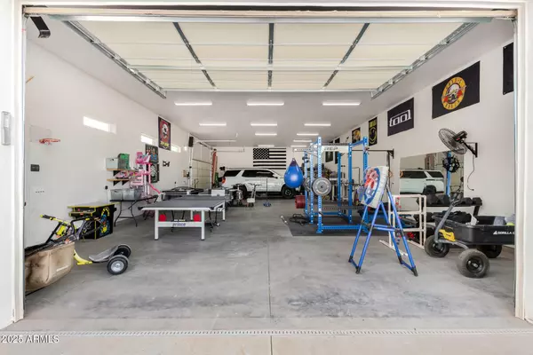 Glendale, AZ 85310,5040 W MISTY WILLOW Lane