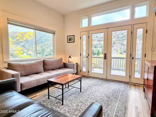 Bisbee, AZ 85603,513 BAILEY Hill