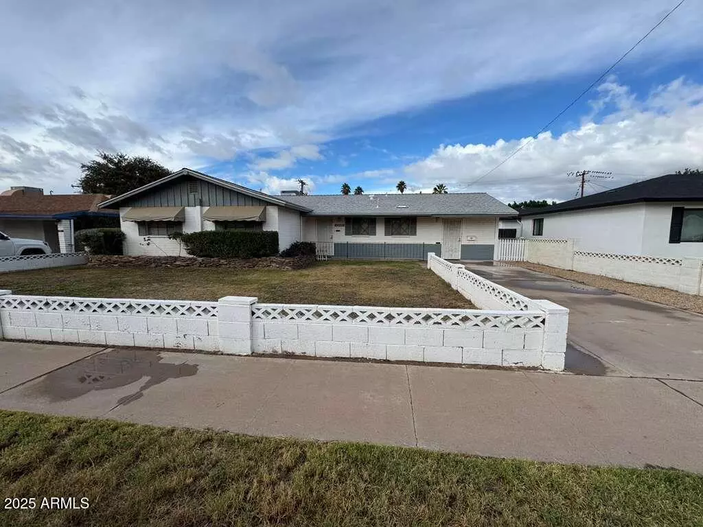 Phoenix, AZ 85018,3844 N 34th Place