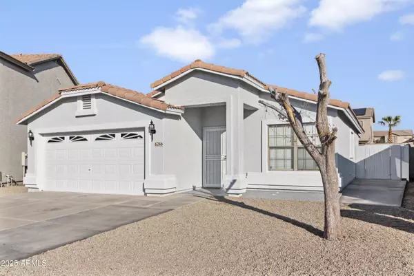 Phoenix, AZ 85043,6246 W ILLINI Street