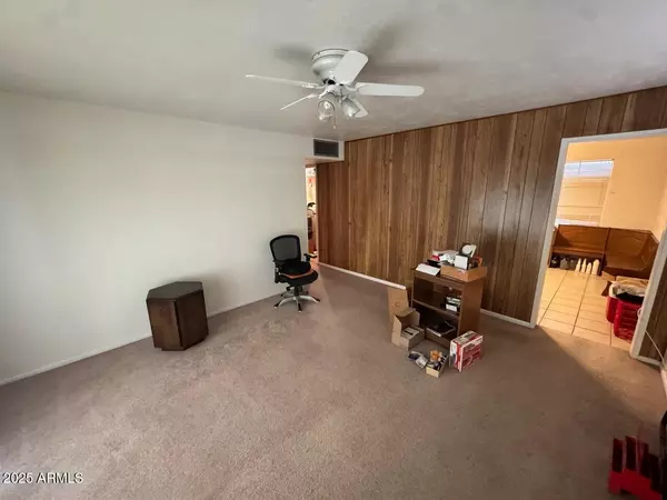 Phoenix, AZ 85018,4208 N 35TH Way