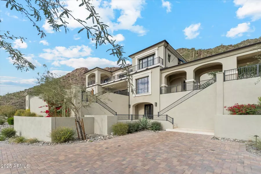 11450 E HIDEAWAY Lane, Scottsdale, AZ 85255