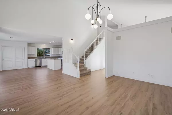 2242 E SOFT WIND Drive, Phoenix, AZ 85024