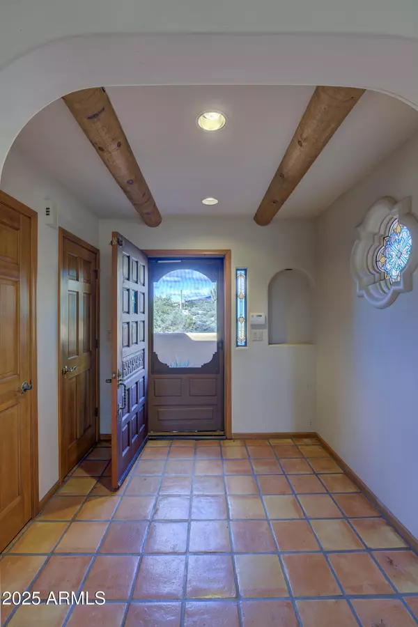 Carefree, AZ 85377,8529 E CAREFREE Drive