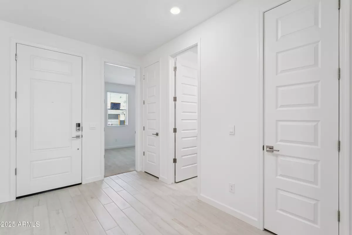 Peoria, AZ 85383,6979 W BUCKHORN Trail