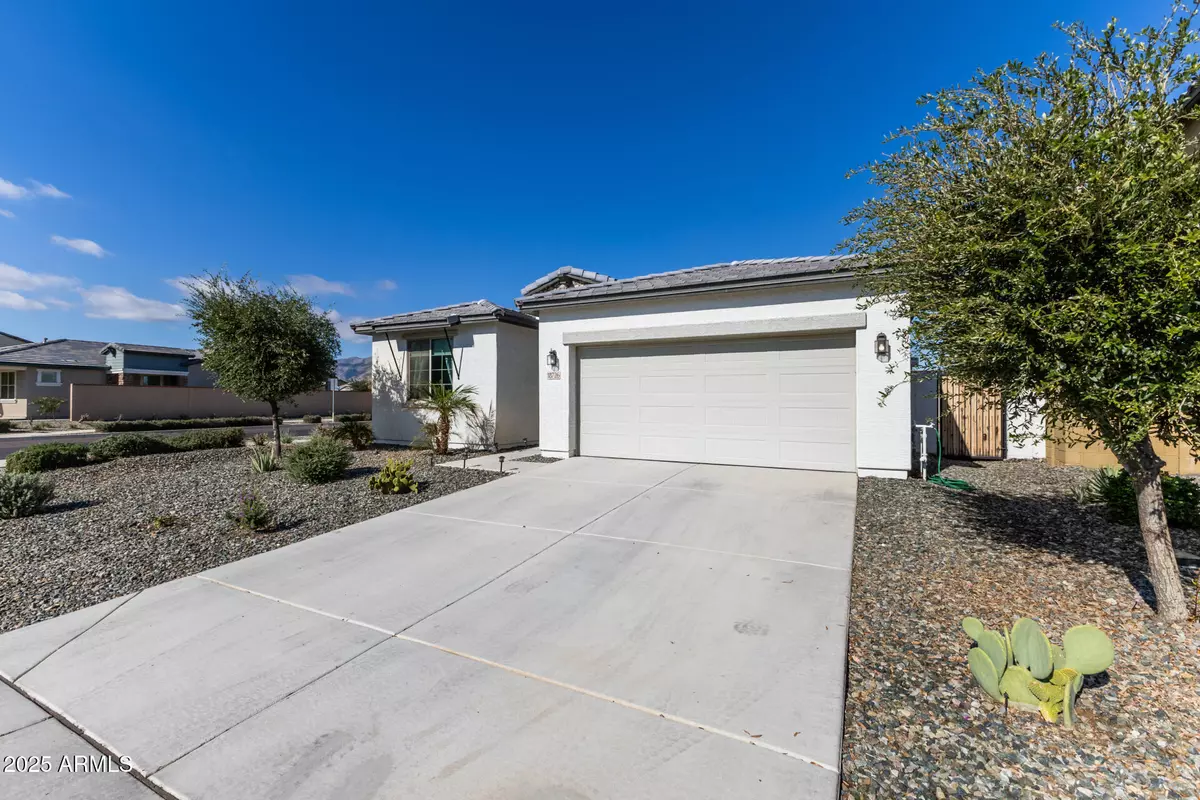 Litchfield Park, AZ 85340,18726 W DENTON Avenue