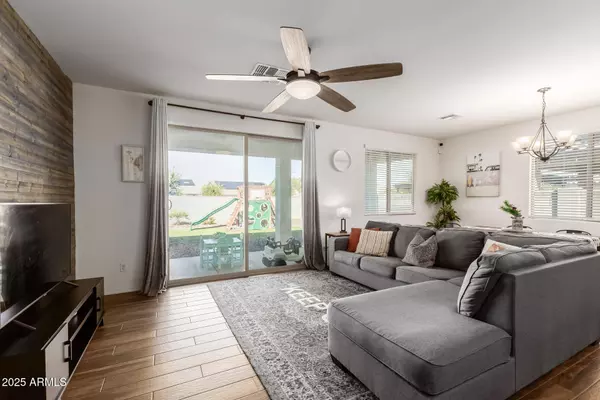 Litchfield Park, AZ 85340,18726 W DENTON Avenue