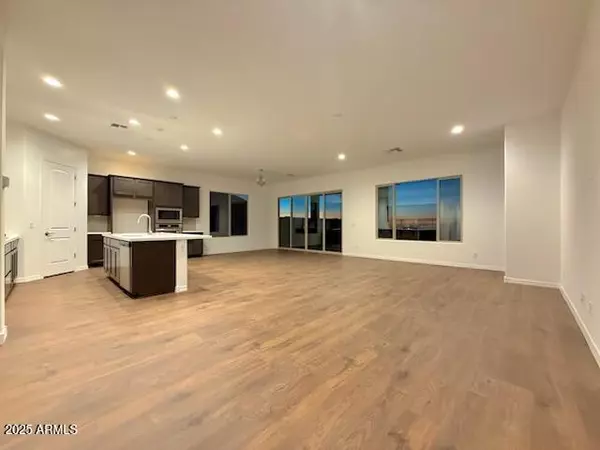 Goodyear, AZ 85338,8476 S 168TH Avenue