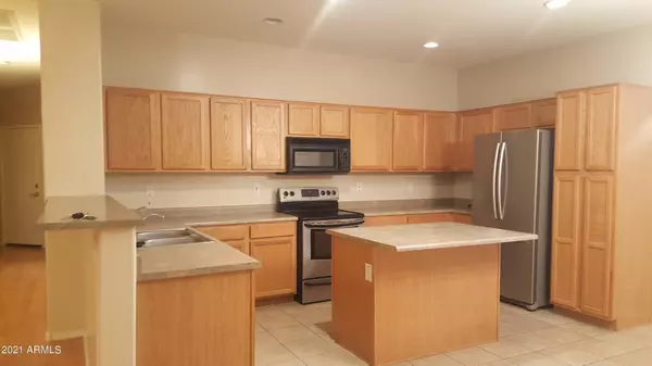 Litchfield Park, AZ 85340,12522 W CAMPINA Drive