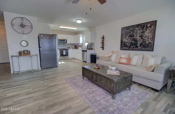 Eloy, AZ 85131,130 S SENECA Drive