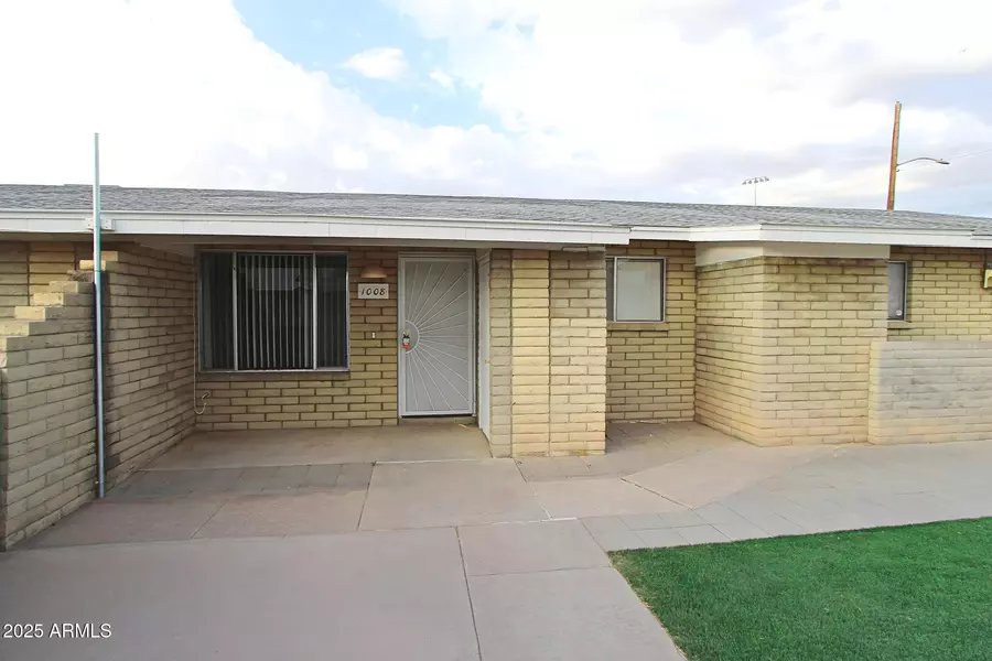 1008 N PUEBLO Drive, Casa Grande, AZ 85122