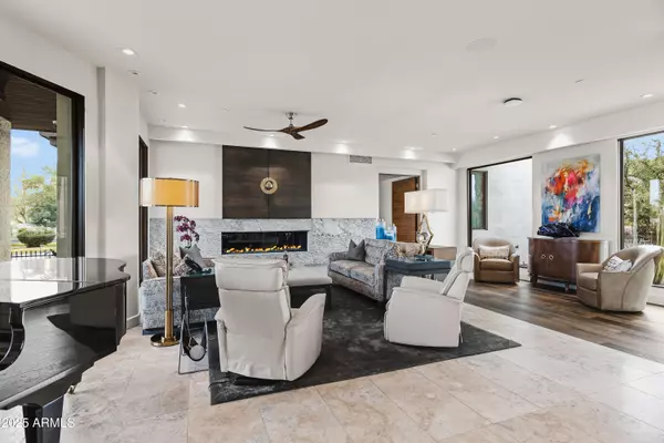 Paradise Valley, AZ 85253,7235 N MOCKINGBIRD Lane