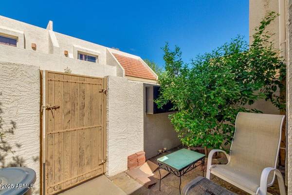 Mesa, AZ 85202,1342 W EMERALD Avenue #329