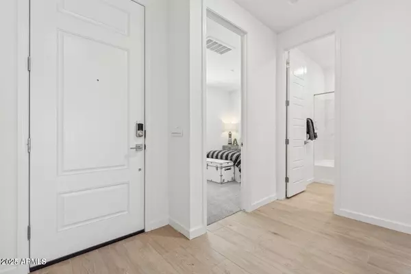 Phoenix, AZ 85041,2324 W MOODY Trail