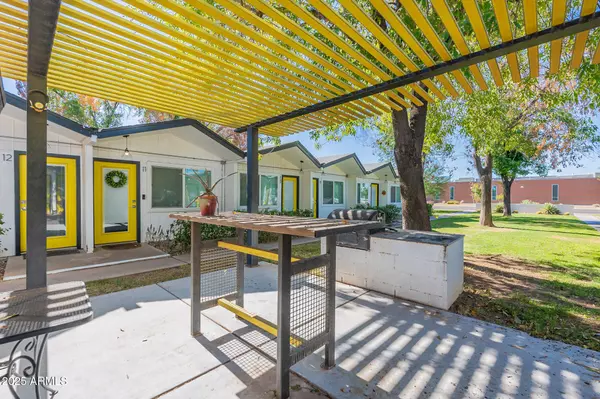 Tempe, AZ 85282,2309 S College Avenue #15