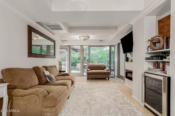 Scottsdale, AZ 85251,7137 E RANCHO VISTA Drive #1008